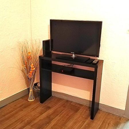 Appartement T1 Bis Quartier Du Chateau De Pau Dış mekan fotoğraf